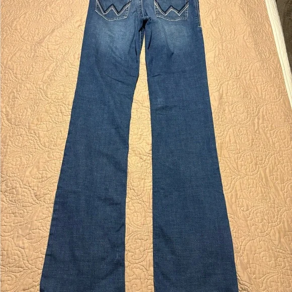 Wrangler Willow Women's Flare Jeans in Deep Blue - Picture 2 of 6